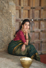 Nakshatra - Sungudi Cotton Saree Green with Kolam Embroidered Red Blouse