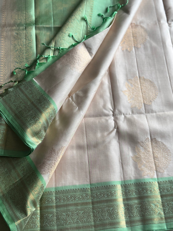 Pure Kanjivaram Soft Silk Saree with Paisley Zari Buttas & Kanchi Border – Vintage Edition