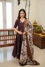 Dwaraka - Raw Silk 3-Piece Suit Set with Kalamkari Dupatta