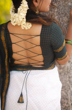 Devaki Sungudi Cotton Saree – Handcrafted Madurai Sungudi Saree in Soft Cotton