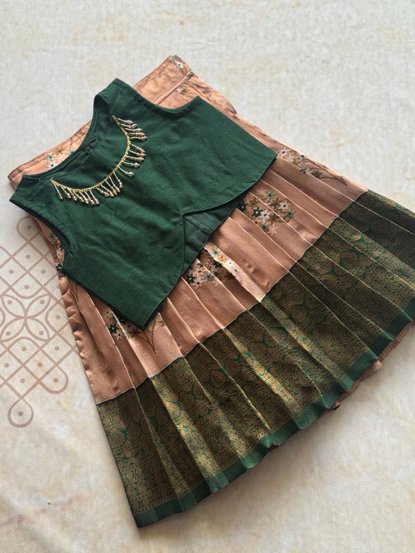 Crop top and skirt - Festive Collection