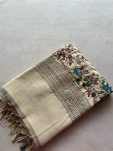 Ceya Linen Saree with Hand Floral Embroidery