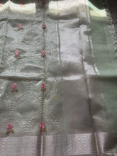 Ciranya Linen - Embroidered Kora Saree