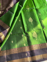 Pure Kanjivaram Soft Silk Saree with Velum Mayizhum Zari Butta & Retta Petta Kanchi Border – Vintage Edition