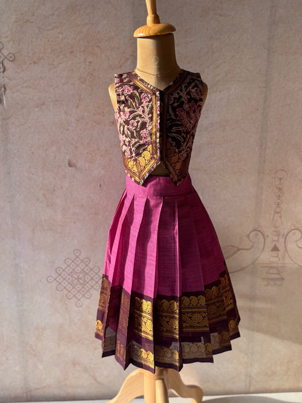 Dheerga- Crop top and skirt