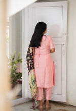 Dwaraka - Blush Pink Raw Silk Suit Set with Floral Kalamkari Zari Dupatta