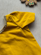 Hamsini - Crop Top and Skirt Express
