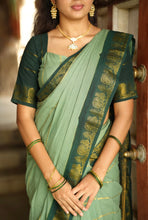 Janaki Sungudi Cotton Saree – Handcrafted Madurai Sungudi Saree in Soft Cotton