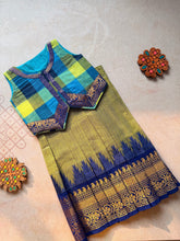 Dheerga- Crop top and skirt