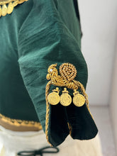 Aabarna - Crop top and skirt
