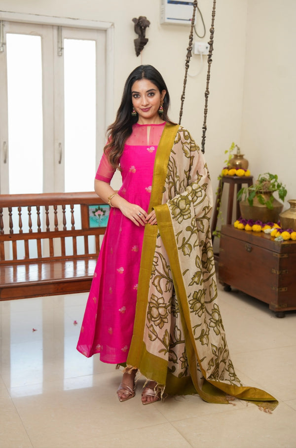 Dwaraka - Raw Silk 3-Piece Suit Set with Kalamkari Dupatta
