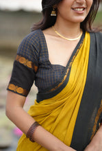 Devaki Sungudi Cotton Saree – Handcrafted Madurai Sungudi Saree in Soft Cotton