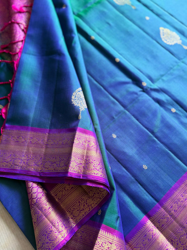 Pure Kanjivaram Soft Silk Saree with Velum Mayizhum Zari Buttas & Traditional Kanchi Border – Vintage Edition