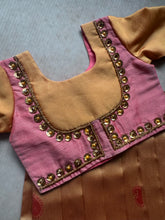 Janavi - Crop top and Skirt