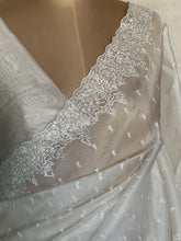 Nadhi - Organza Saree