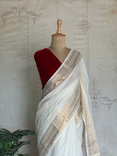 Elegant Kanchi Cotton Saree in Ivory with Traditional Gold Border
