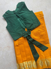 Crop top and skirt - Express