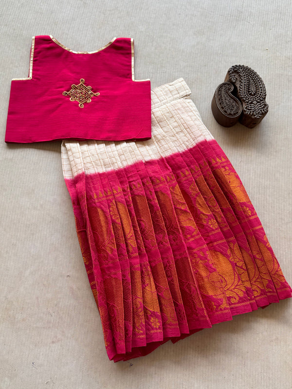 Yamuna - Kolam Crop Top & Sungudi Skirt Set Festive Edit Express