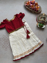 Aabarna - Crop top and skirt