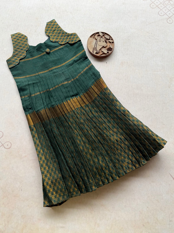 Sinamika - Kids Cotton Frock with Geometric Zari Border