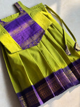 Aakriti - Crop top and skirt