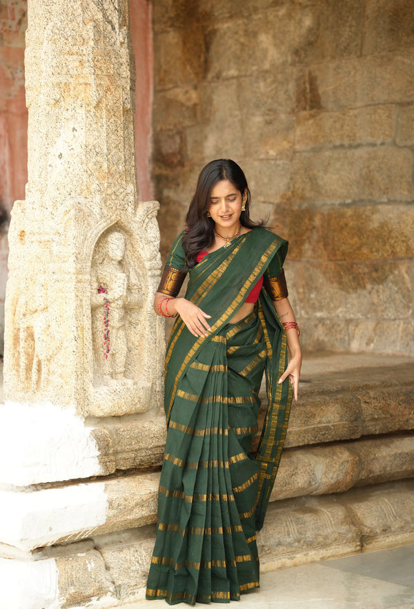 Janaki Sungudi Cotton Saree – Handcrafted Madurai Sungudi Saree in Soft Cotton