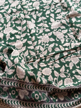 Kota Cotton Kalamkari Saree with Green Base & Contrast Pink Pallu
