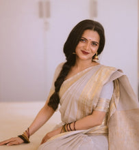 Elegant Kanchi Cotton Saree in Ash Grey with Traditional Gold Border