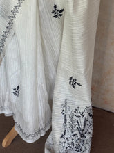 Hand Embroidered Matka Silk Saree – Ivory White with Floral & Bird Pallu
