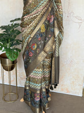 Dola Printed Silk Saree with Bentex Zari Border – Charcoal Grey Floral & Chevron Weave