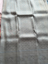 Banarasi Zari Checkered Saree with Kalamkari Border & Matching Butta Blouse