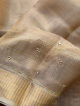 Senorita - Senorita with hand embroidered detailing