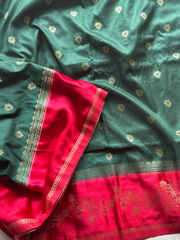 Green Banarasi Silk Saree with Zari Work and Contrasting Border