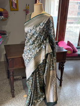 Banarasi Katan Silk Saree - Dark Green Shade