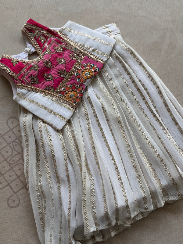 Laila Crop Top & Skirt - Onam Edit