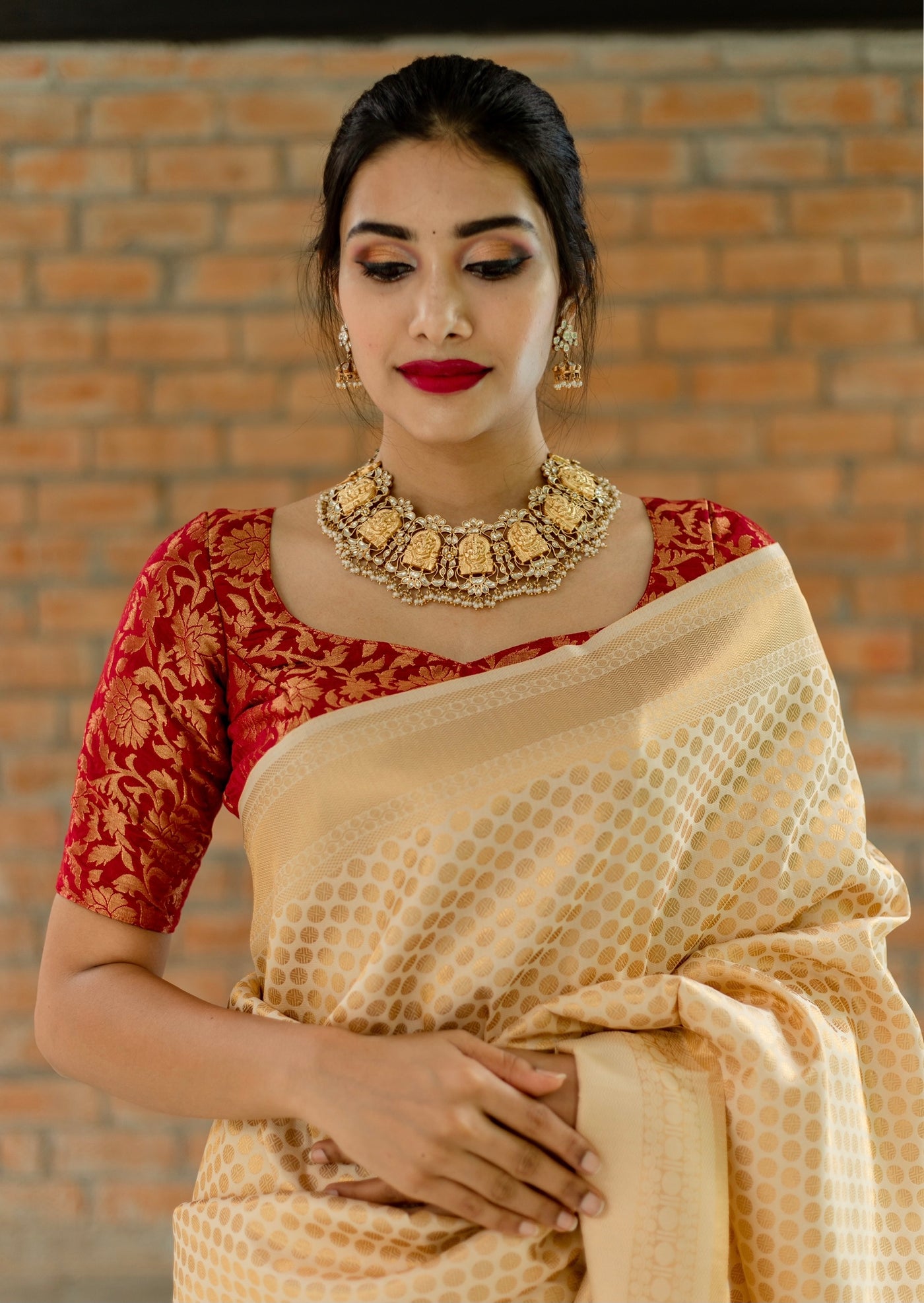 Golden Zari Work White Traditional Kerala Cotton Silk Saree For Onam –  ShopBollyWear.Com