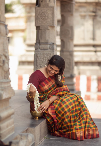 Sanskriti Vintage Green Sarees Blend Silk Woven Chettinad/Kandangi Sar